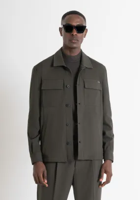 CAMICIA OSLO TAGLIO DRITTO IN MISTO COTONE VERDE CON TASCHE