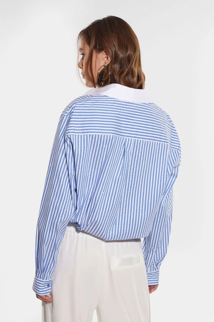Camicia rigata con strass e colletto a contrasto