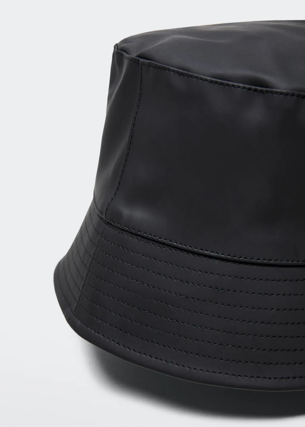 Cappello bucket ecopelle